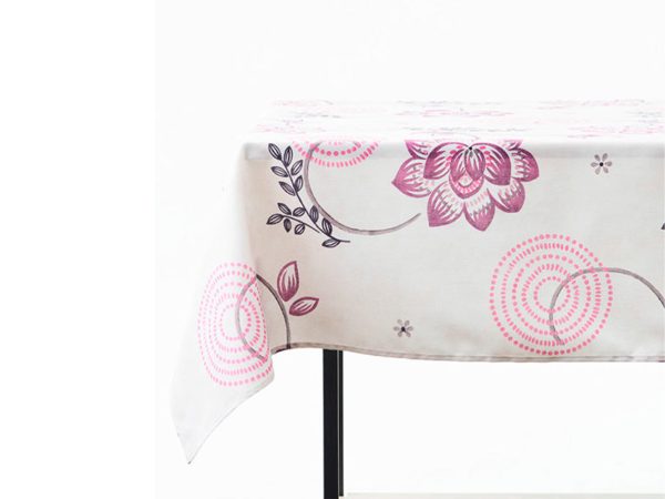 Tovaglia fantasia mis. 140x140